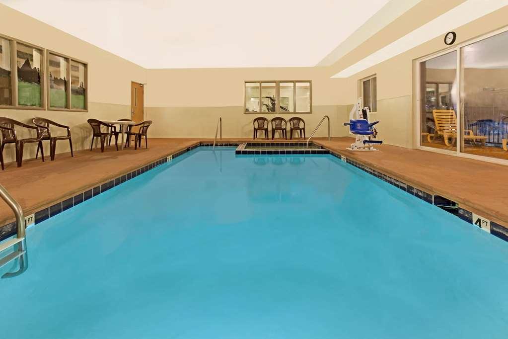 Days Inn & Suites By Wyndham Castle Rock Konforlar fotoğraf