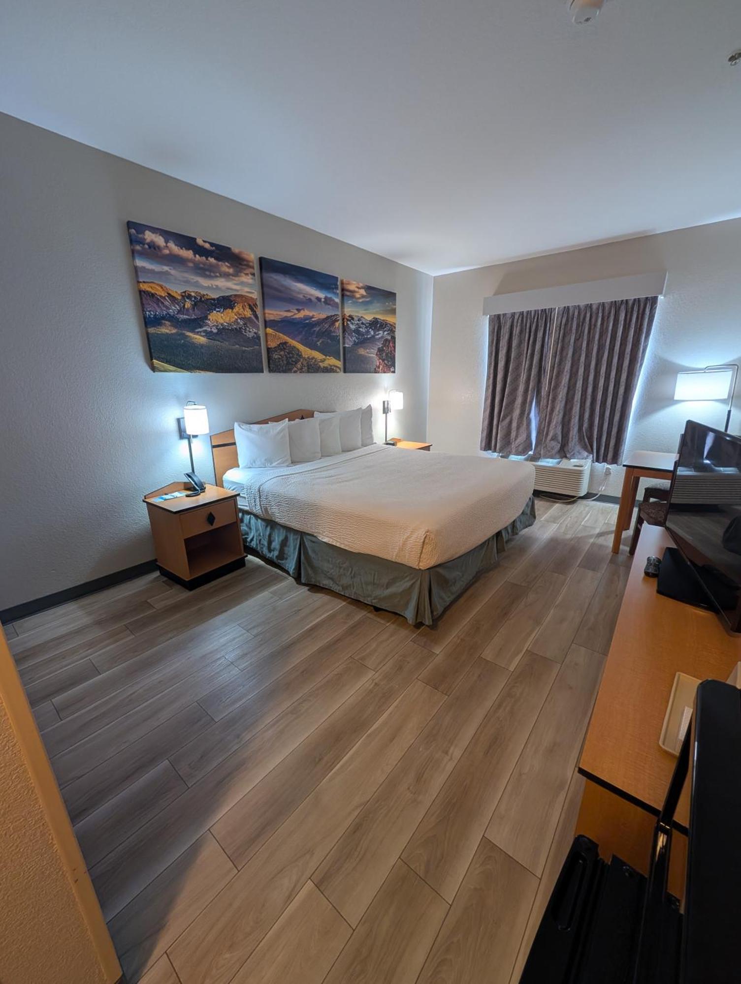 Days Inn & Suites By Wyndham Castle Rock Dış mekan fotoğraf