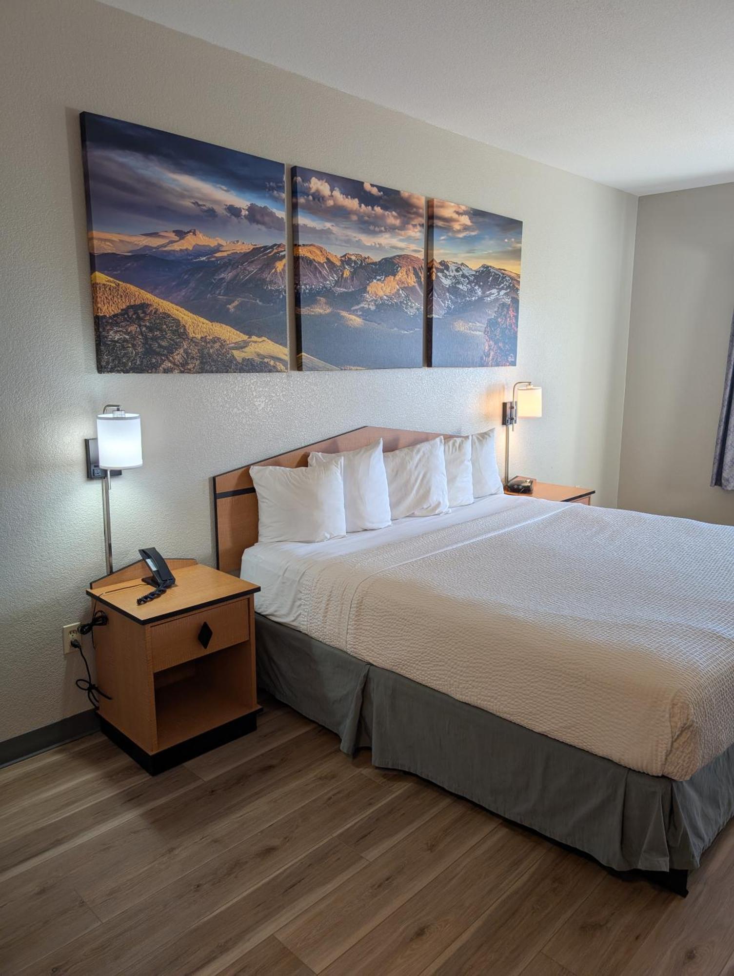 Days Inn & Suites By Wyndham Castle Rock Dış mekan fotoğraf