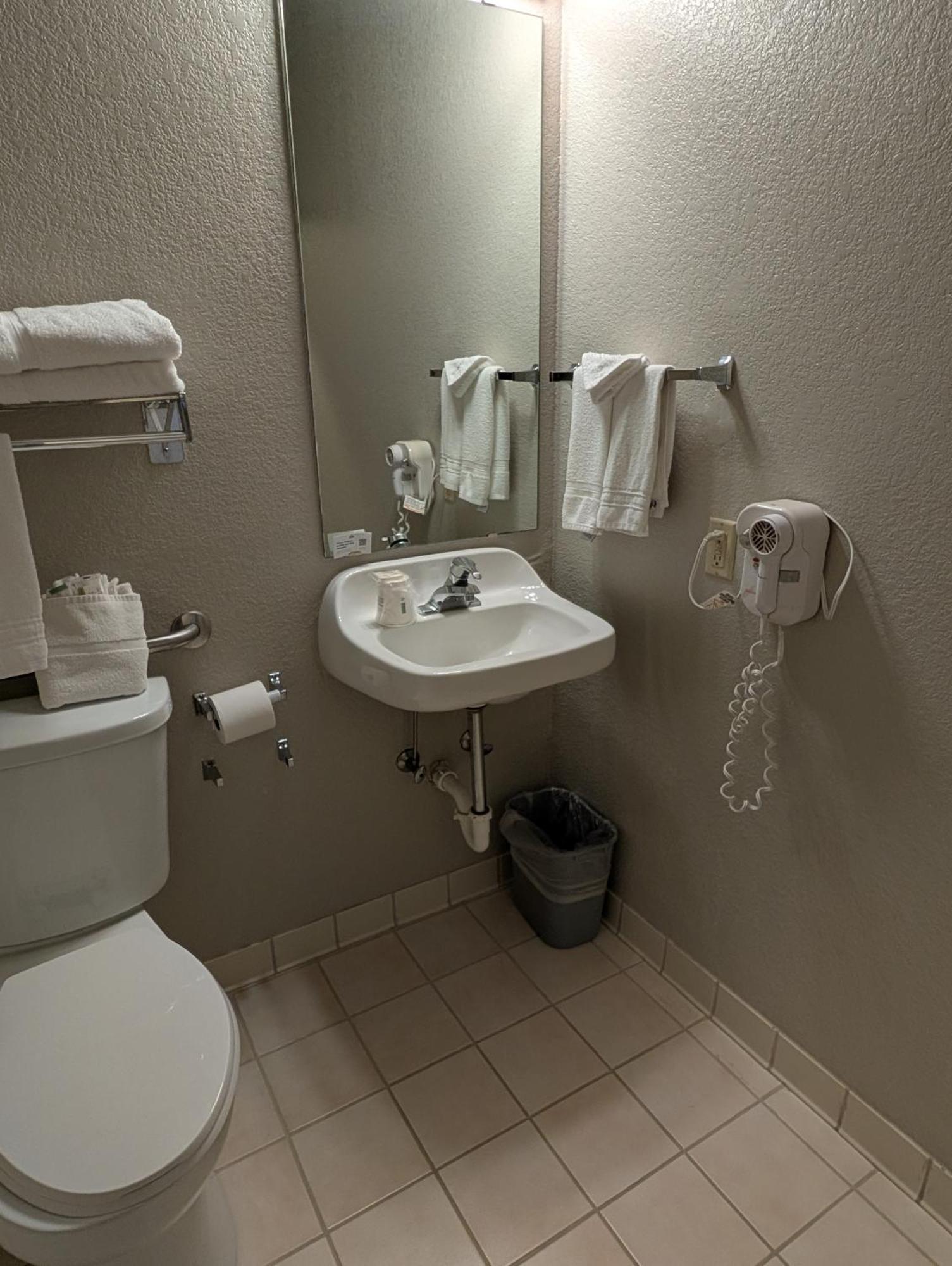 Days Inn & Suites By Wyndham Castle Rock Dış mekan fotoğraf