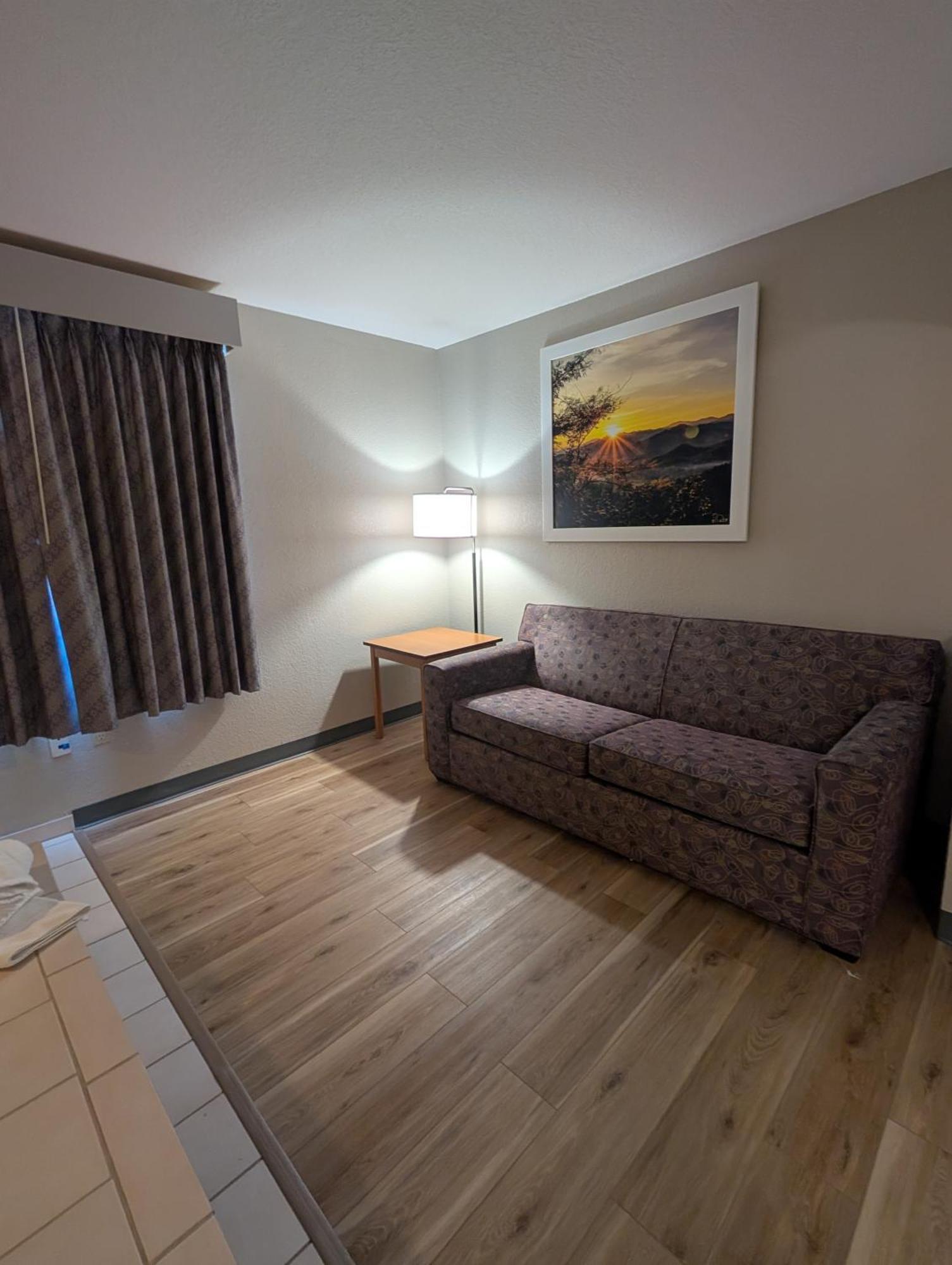 Days Inn & Suites By Wyndham Castle Rock Dış mekan fotoğraf
