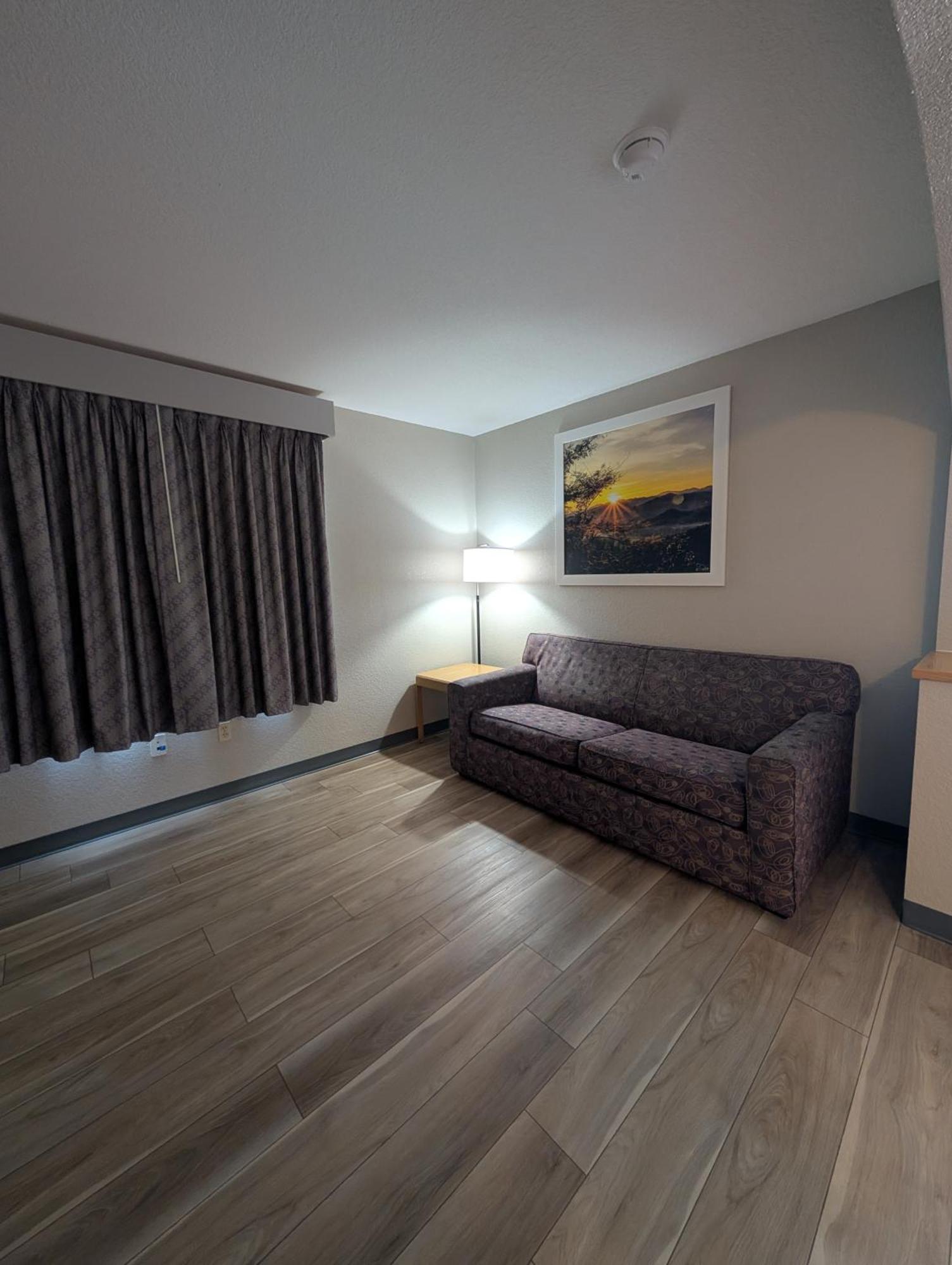 Days Inn & Suites By Wyndham Castle Rock Dış mekan fotoğraf