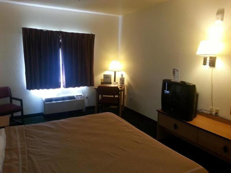 Days Inn & Suites By Wyndham Castle Rock Dış mekan fotoğraf